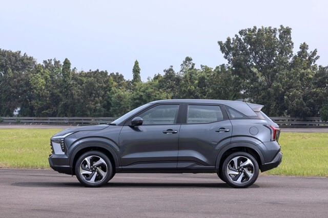 640-Mitsubishi-XForce-than-xe.jpg