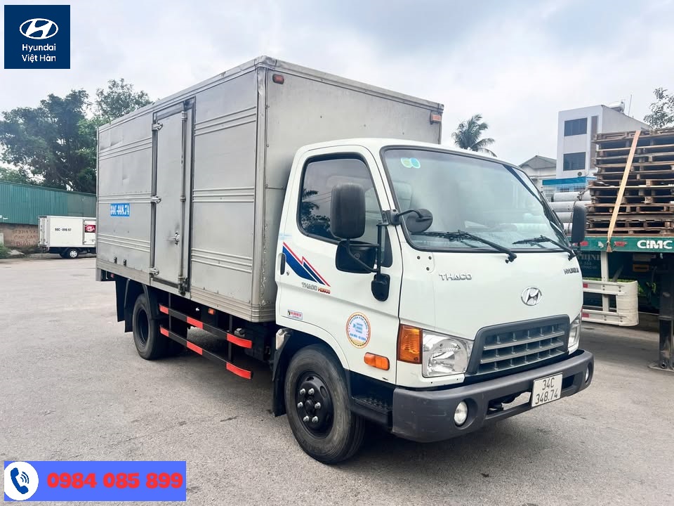 ban-xe-hyundai-5-tan-cu-thung-kin-doi-2016.jpg