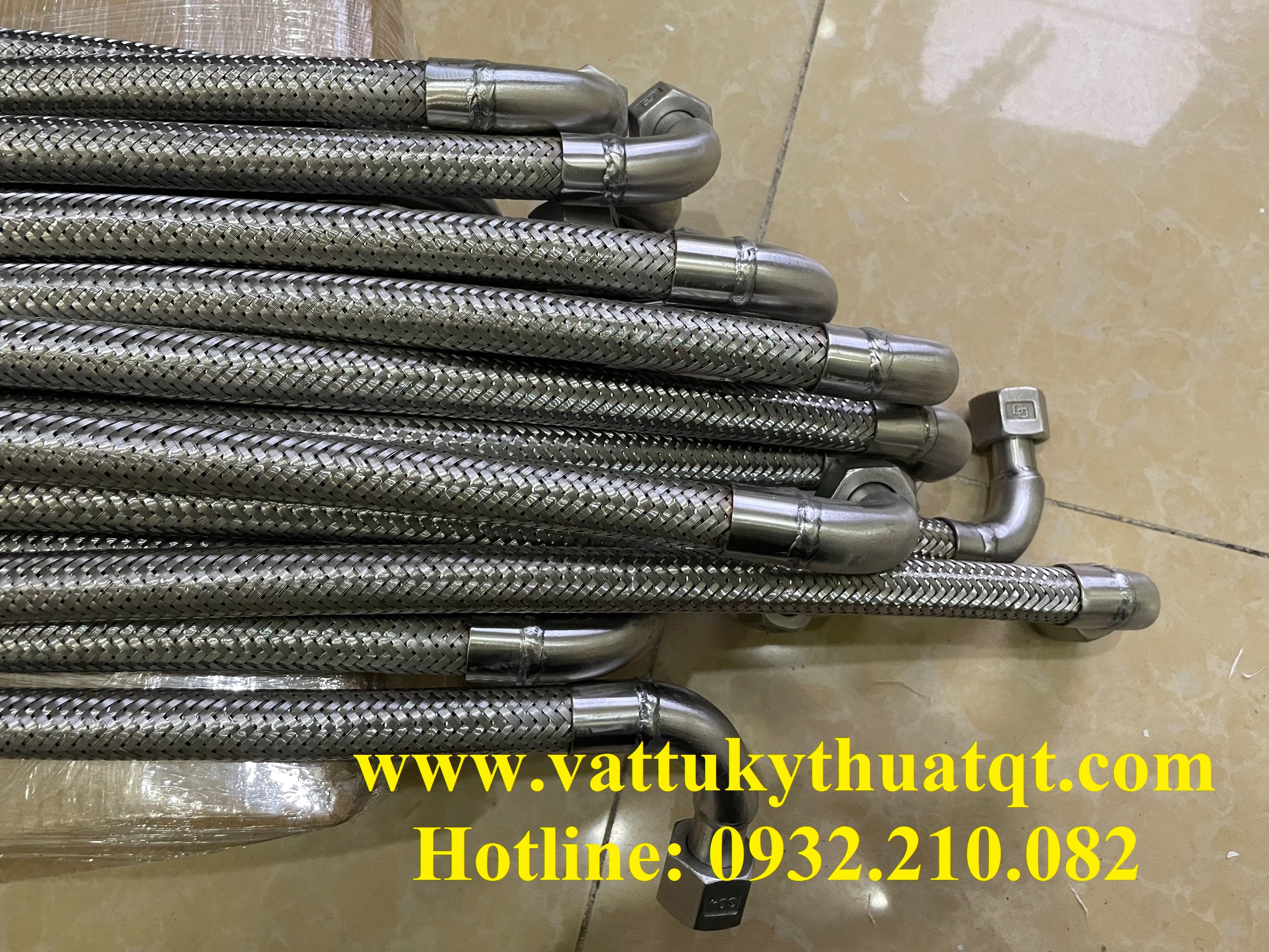 c9bd350d9a905cce0581.jpg