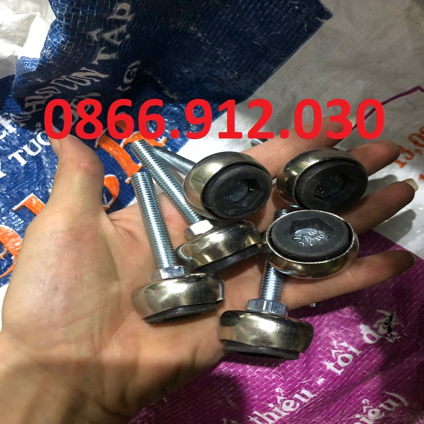 chan-tang-chinh-inox-m10.jpg