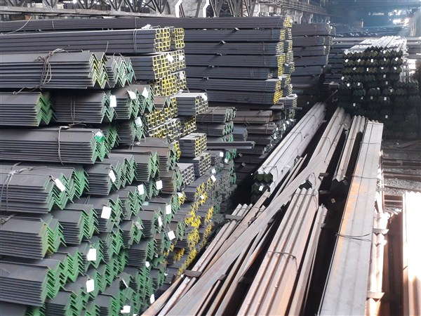 Giá sắt thép tại Điện Biên năm 2020..jpg