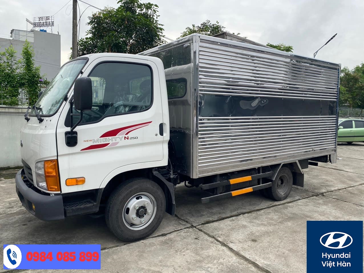 hyundai-n250-thung-kin.jpg