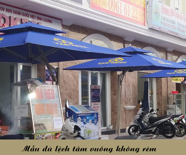 Mẫu dù lệch tâm vuông không rèm.png