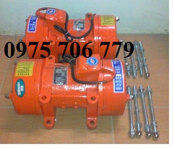 máy đầm rung 1.5kw.jpg