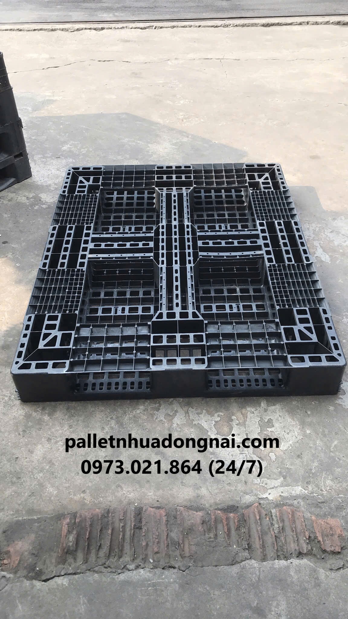 pallet-nhua (5).jpg
