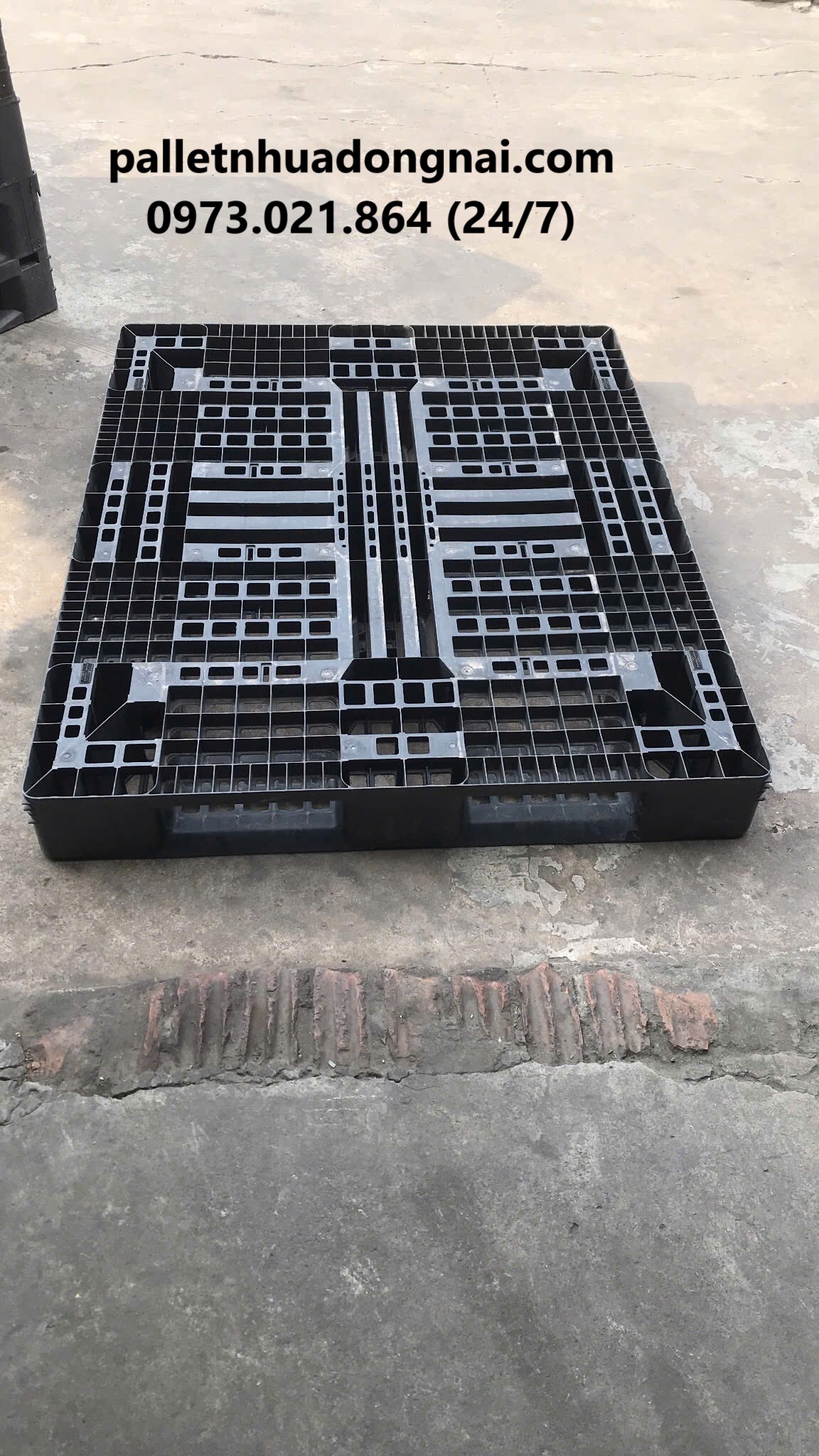 pallet-nhua (6).jpg