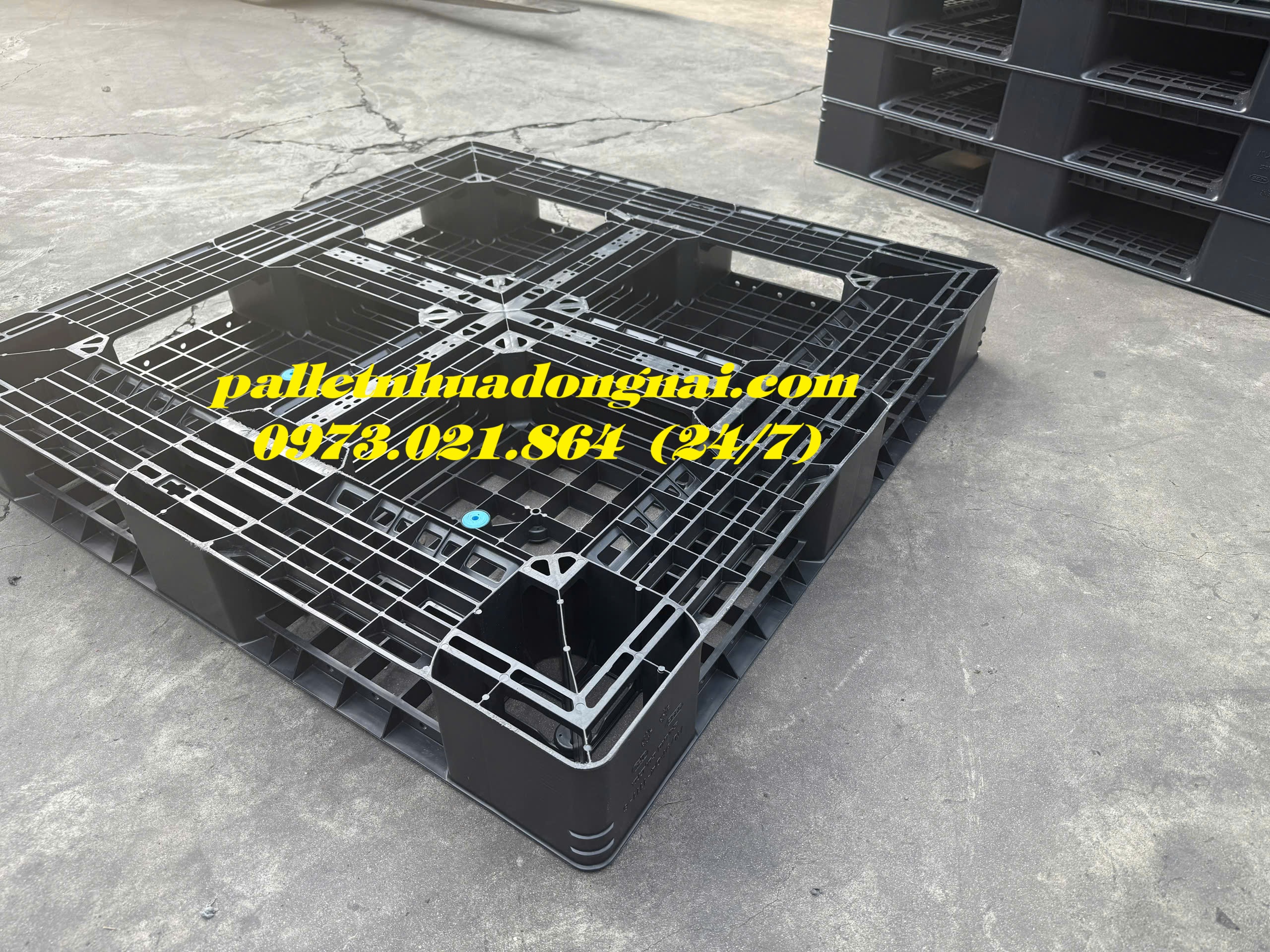 Thanh Lý Pallet Nhựa Giá Sốc – Xả Kho Giá Tốt