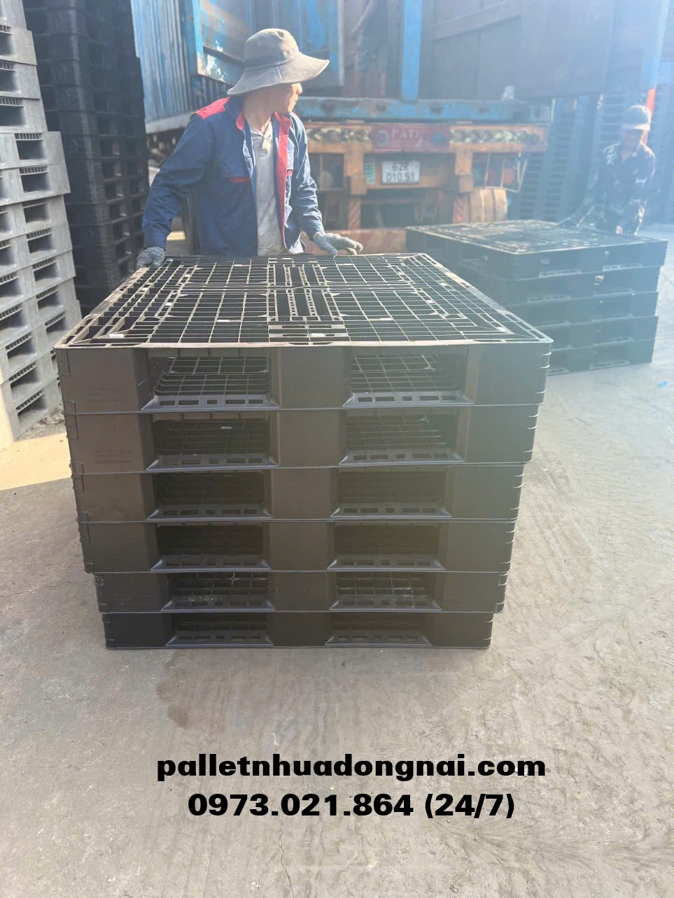 pallet-nhua-gia-re (7).jpg