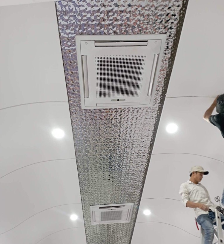 Thi công inox sóng nước tại TPHCM.jpg
