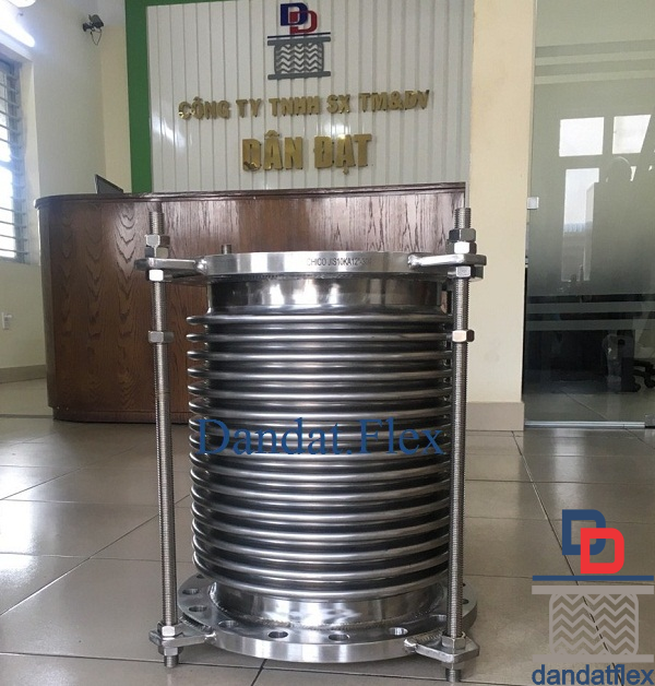 Tổng quan về ống mềm giãn nở Inox trong công nghiệp.png