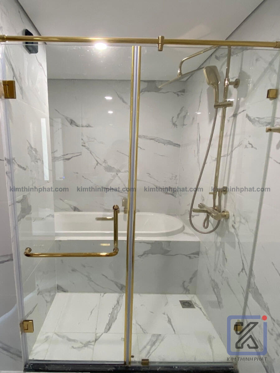 vach-kinh-phong-tam-phu-kien-inox-vang-sang-trong.jpg