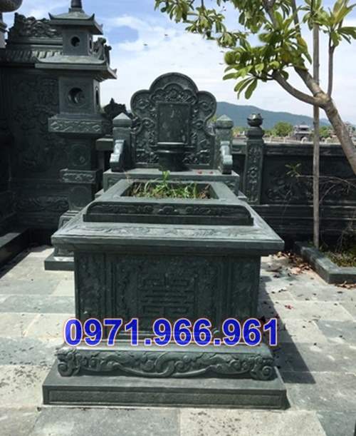 watermarked-mo-banh-xanh-reu.jpg