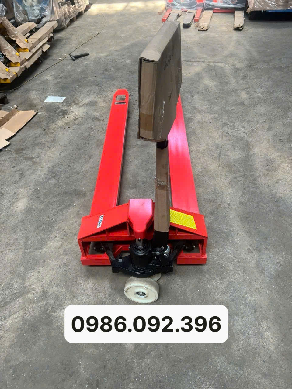xe-nang-tay-5-tan-cang-dai-2m-jpg.167725