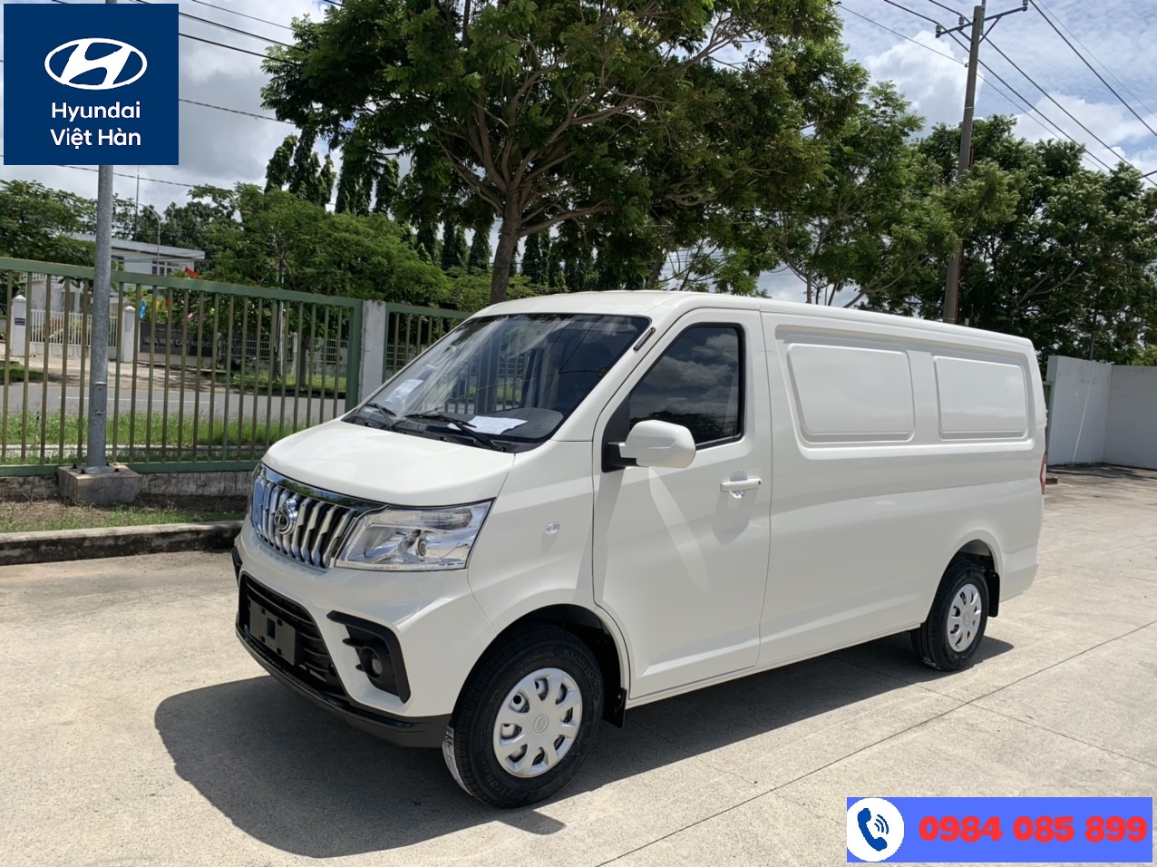 xe-tai-van-tera-v8.jpg