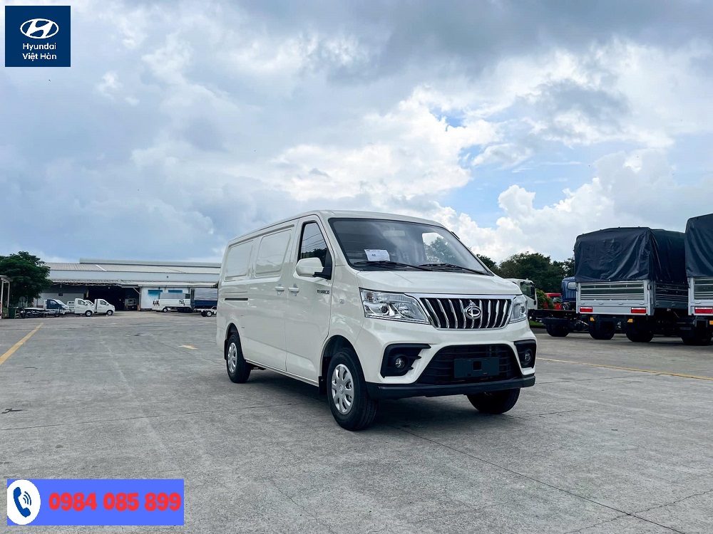 xe-tai-van-teraco-may-xang.jpg