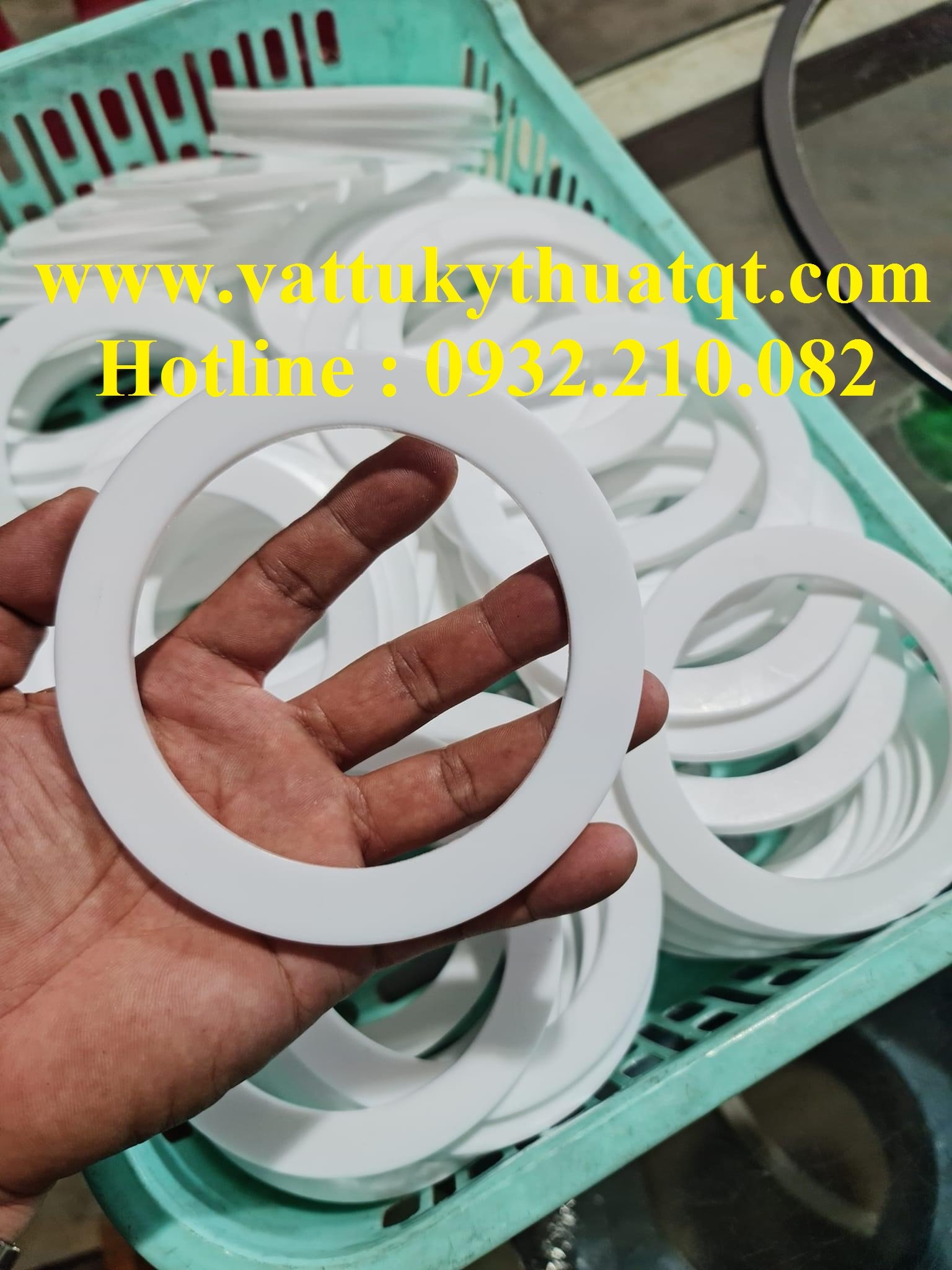 z4225778384758_4ea6bc6cd8506fd540a58a10dc61897f.jpg
