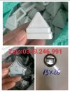 Chân đế inox 13x26, chóp nhọn hàng rào.jpg